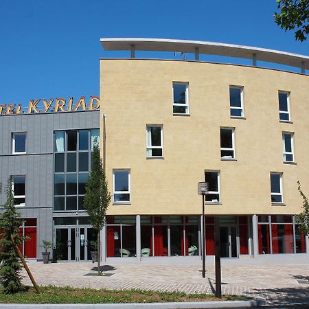 Kyriad Charleville Mezieres Buitenkant foto